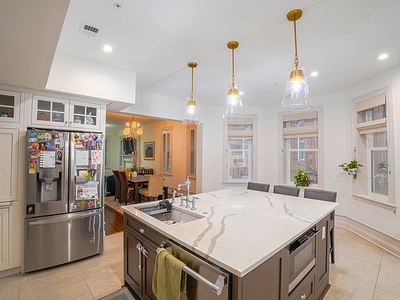 5th image of 1820 Park Rd NW