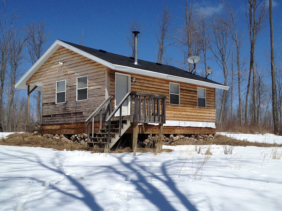 1st image of 2367 Spur Ln