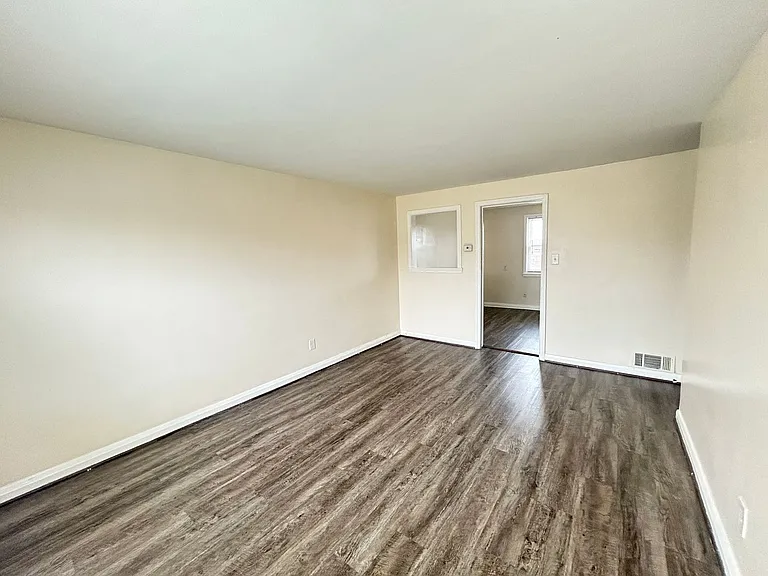 1010 Elton Ave #A — Photo 4