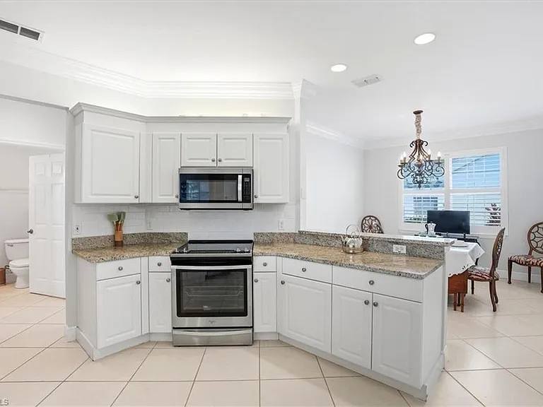 5963 Sand Wedge Ln #203 — Photo 8