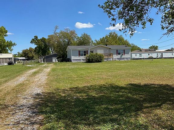 3rd image of 749 Aragon Rd