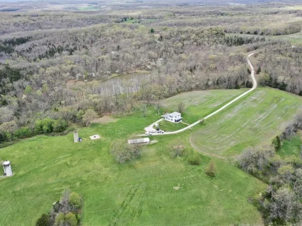 216 Bird Song Ln, Saint Clair, MO 63077