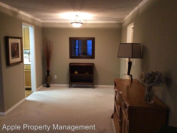 2nd image of 1324 W Emerson St APT 303