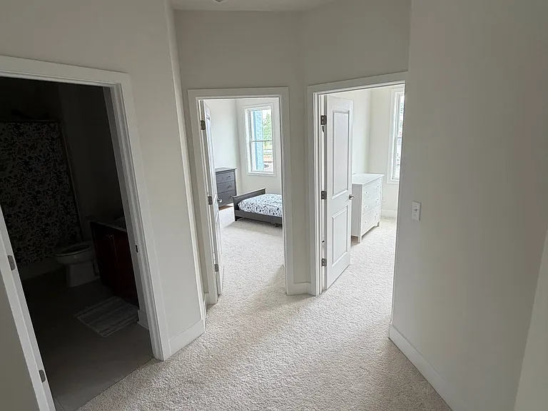 3rd floor / foyer