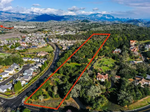 120 Parkland Farms Boulevard, Healdsburg, CA 95448