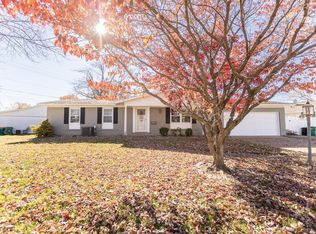 1003 N Yale Dr, O'Fallon, IL 62269