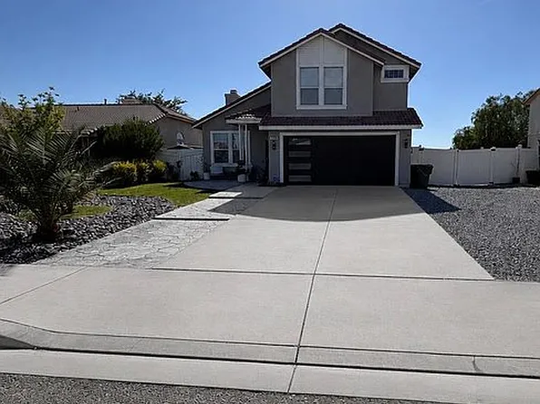 15240 Moon St, Adelanto, CA 92301