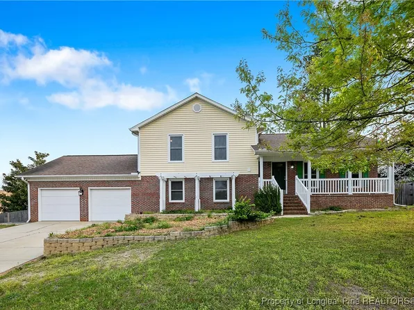 2399 Lincolnshire Pl, Fayetteville, NC 28306