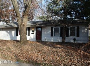 1112 Austin Dr, Urbana, IL