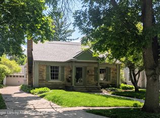 464 Butterfield Dr, East Lansing, MI