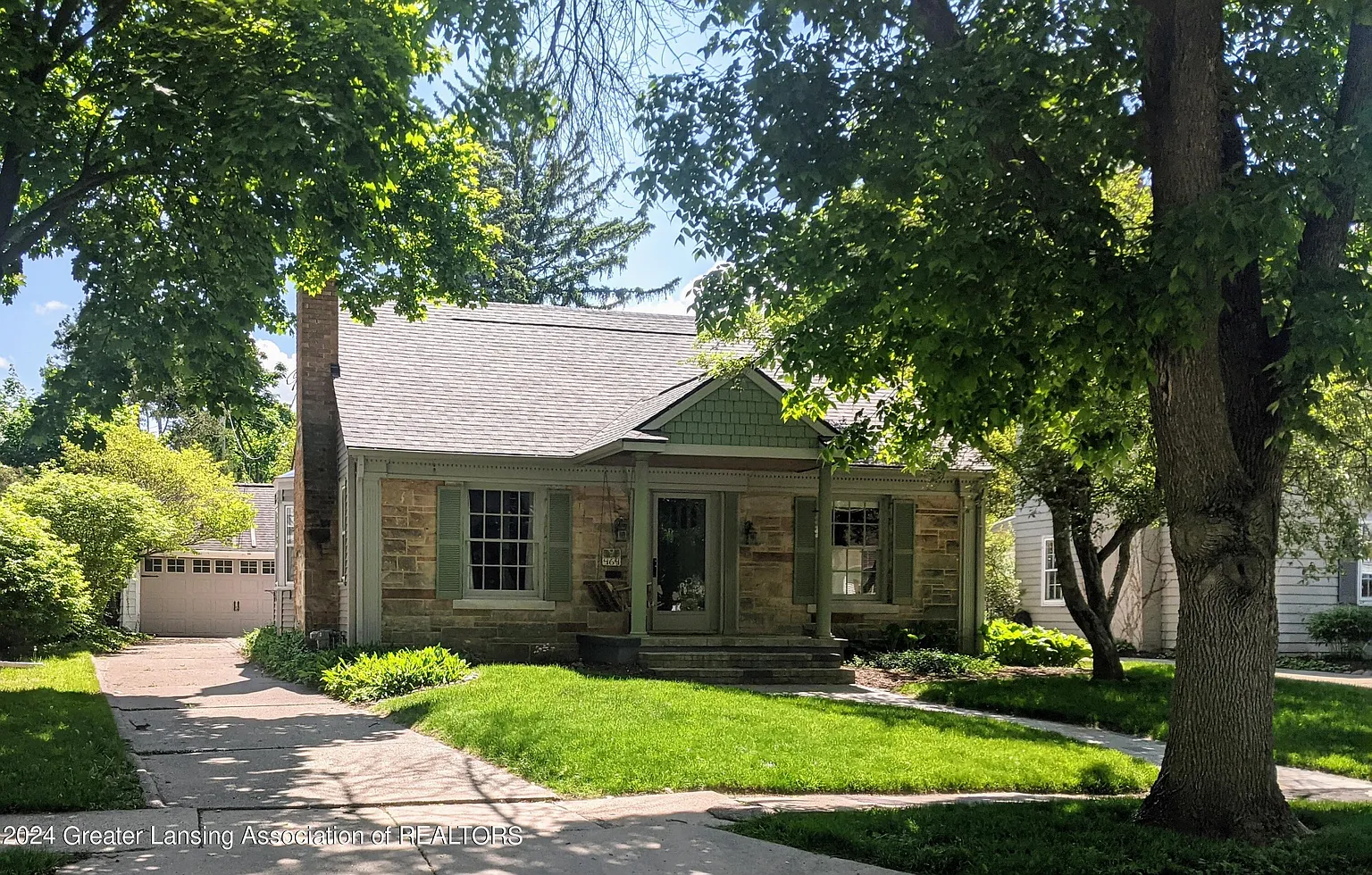 464 Butterfield Dr photo 1