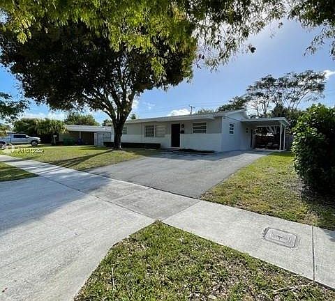 5th image of 9170 Caribbean Blvd