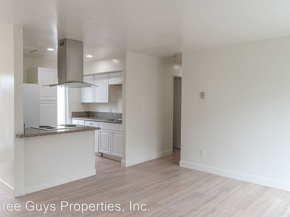 1st image of 521 Arenas St Unit B