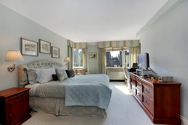 Sold by Corcoran | media 18