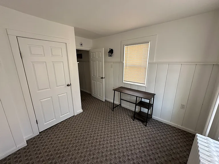 310 E Miner St — Photo 8