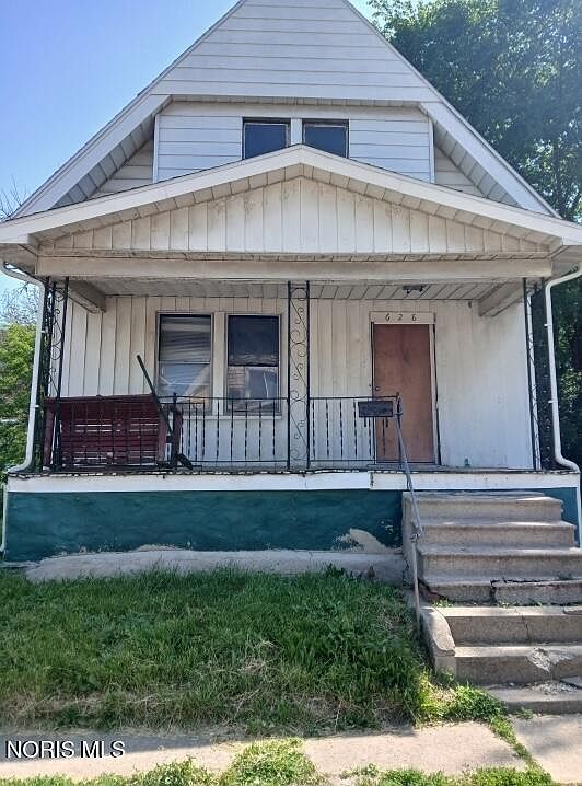 1st image of 628 Blair Ct