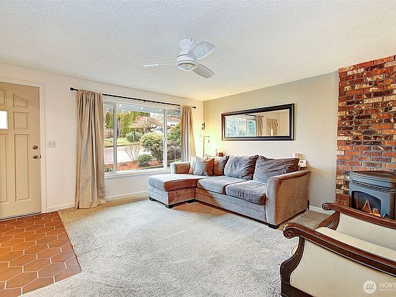 5th image of 1301 NW 40th Street
