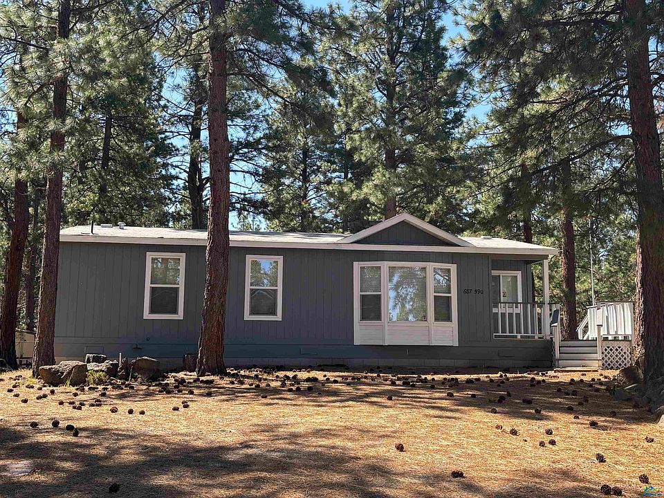 1st image of 687-590 Hazel Way