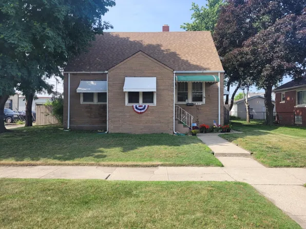 817 173rd Pl, Hammond, IN 46324