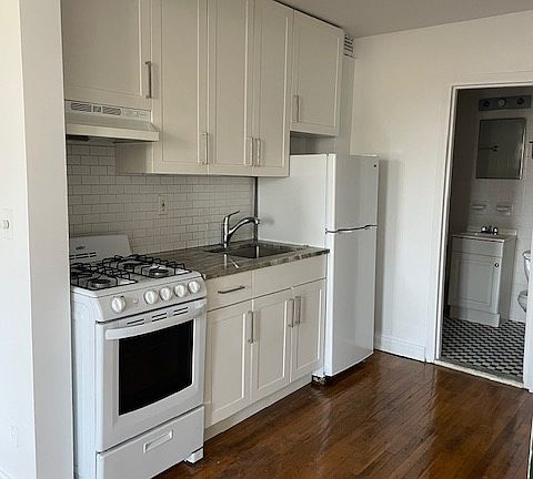 3rd image of 432 Prospect Ave APT 4B