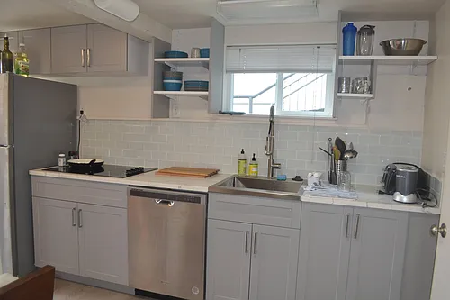 2020 Taylor Ave #STUDIO Photo 1
