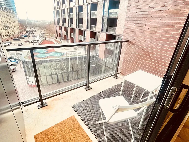 35 Parliament St #429 — Photo 16