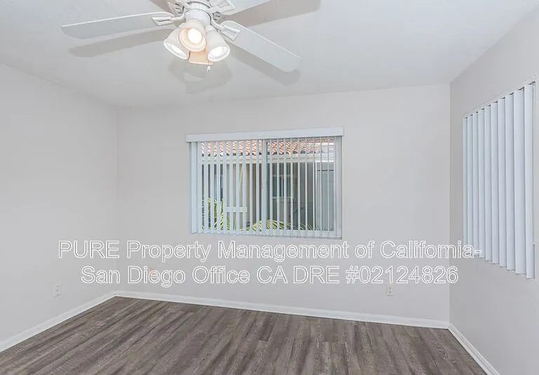 7405 Charmant Dr #2122 — Photo 20