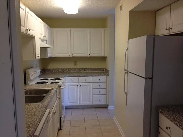 3595 Sable Palm Ln #C — Photo 7