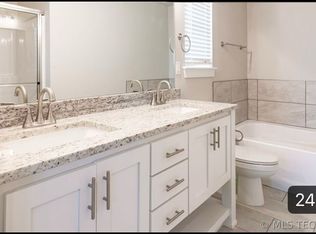 1430 E 150th Pl S, Glenpool, OK 74033
