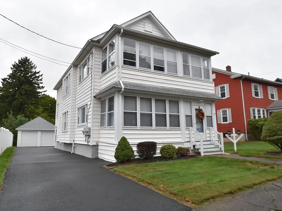 1 Rheel St #1