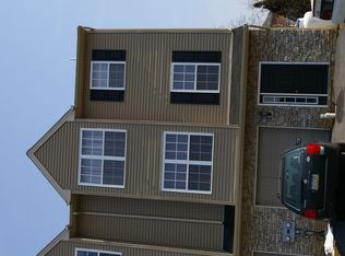 6370 Farm Bureau Rd, Allentown, PA 18106