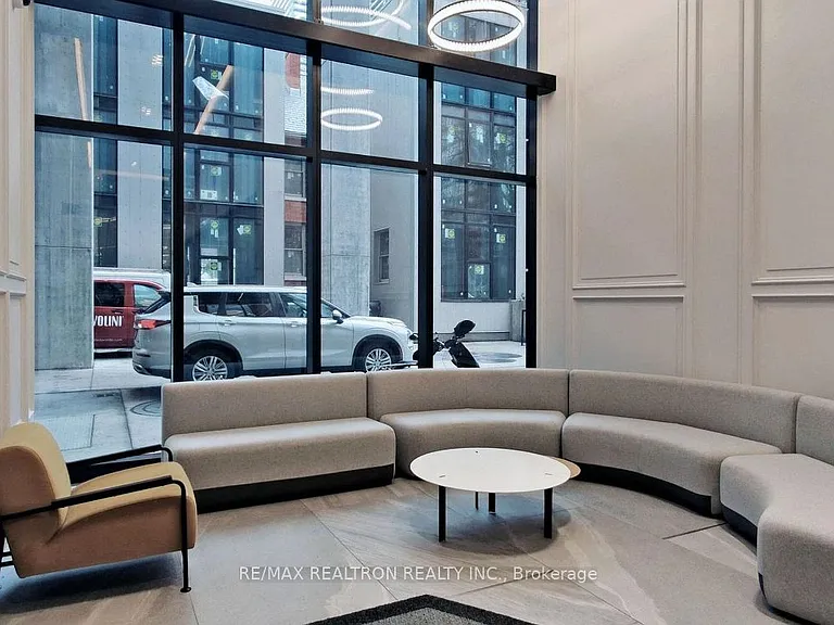 3 Gloucester St #4601 — Photo 3