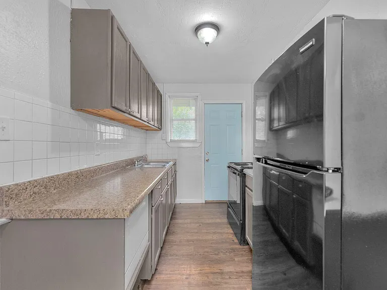 2101 W Romana St #A — Photo 4