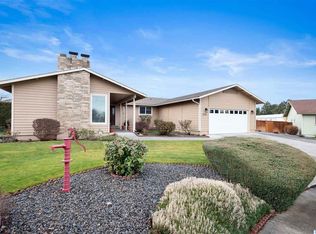 4211 W 17th Ct, Kennewick, WA 99338