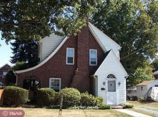 8 Harvard Blvd, West Lawn, PA 19609