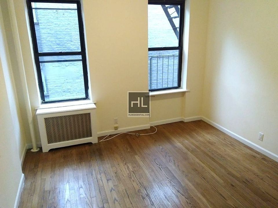 1st image of 124 Macdougal St APT 15