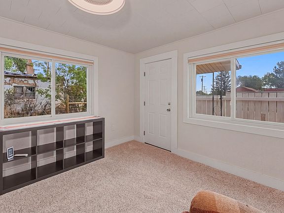 4th image of 202 S San Antonio Ave
