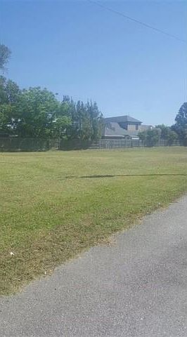 1st image of 4790 Alexis Dr