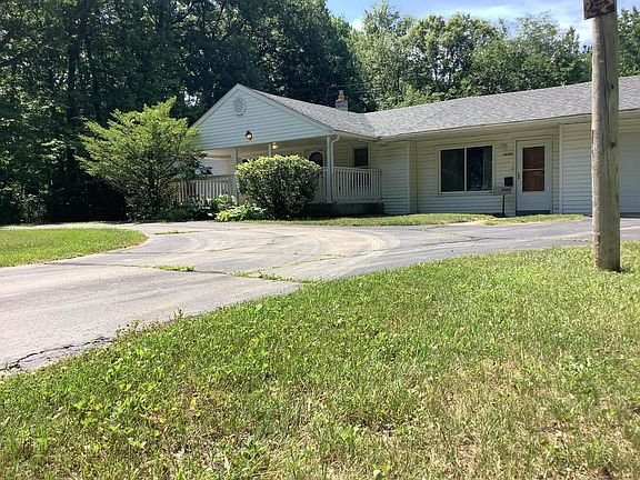 4th image of 44481 Dunn Rd