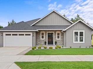 2827 Caldera Ln, Medford, OR 97504