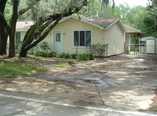 9044 Lake Dr, New Port Richey, FL 34654