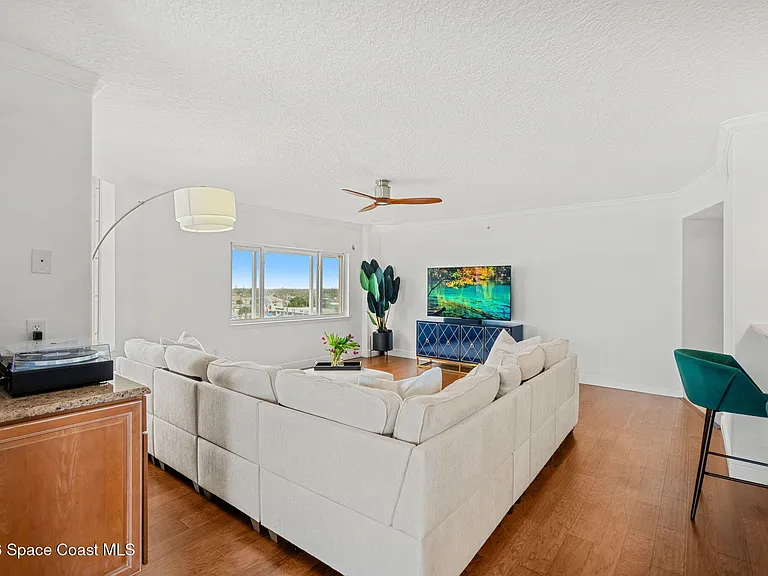 1095 Highway A1A #2502 — Photo 43