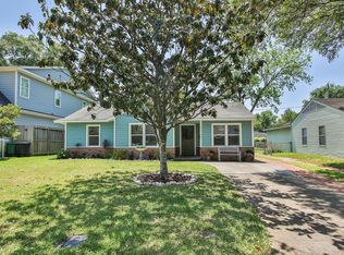 1717 Chippendale Rd, Houston, TX 77018