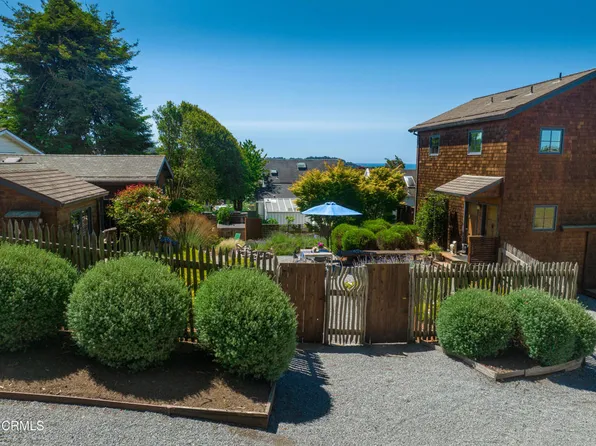 45081 Cahto St, Mendocino, CA 95460