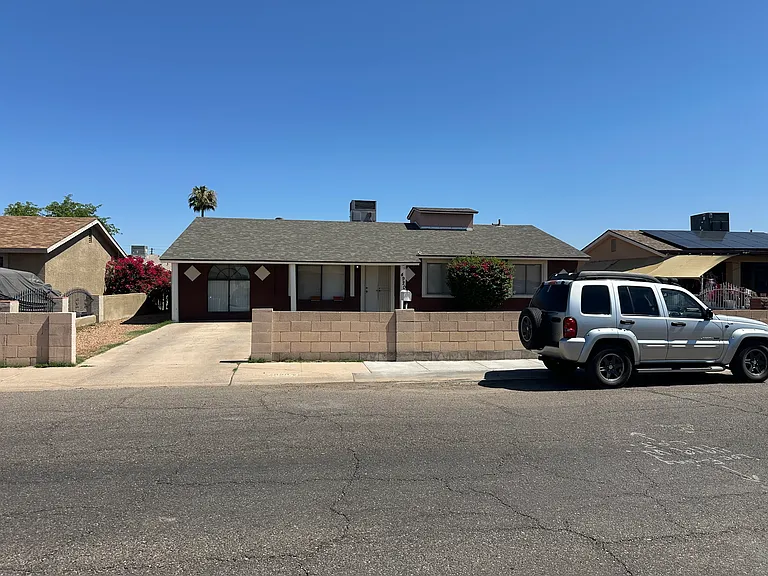 4920 W Palm Ln — Photo 6