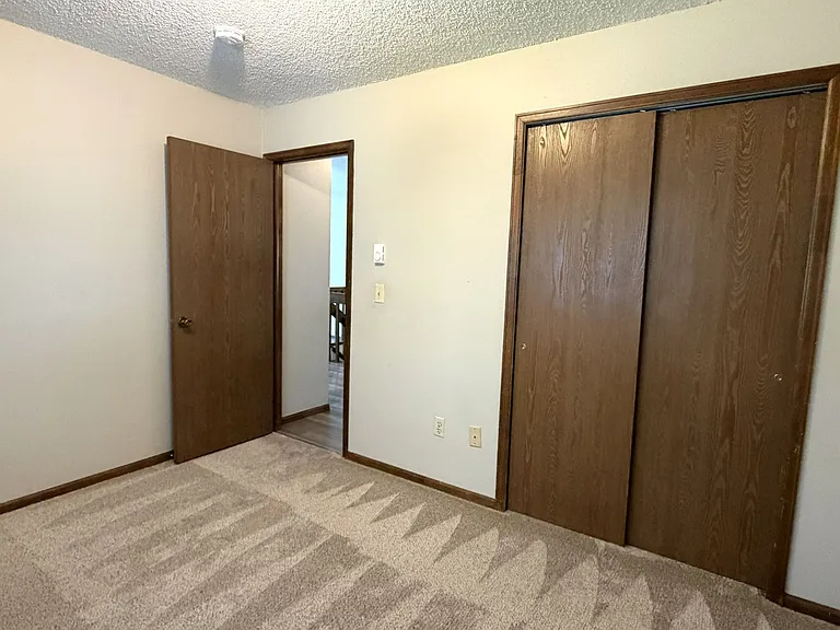 2013 Custer Dr — Photo 12