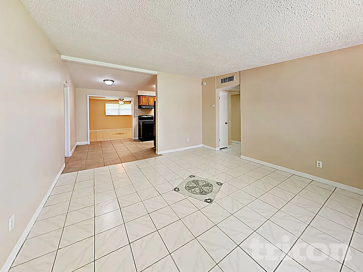 Building Photo - 3463 Arbutus Ln