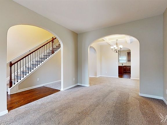 3rd image of 920 Prather Ct
