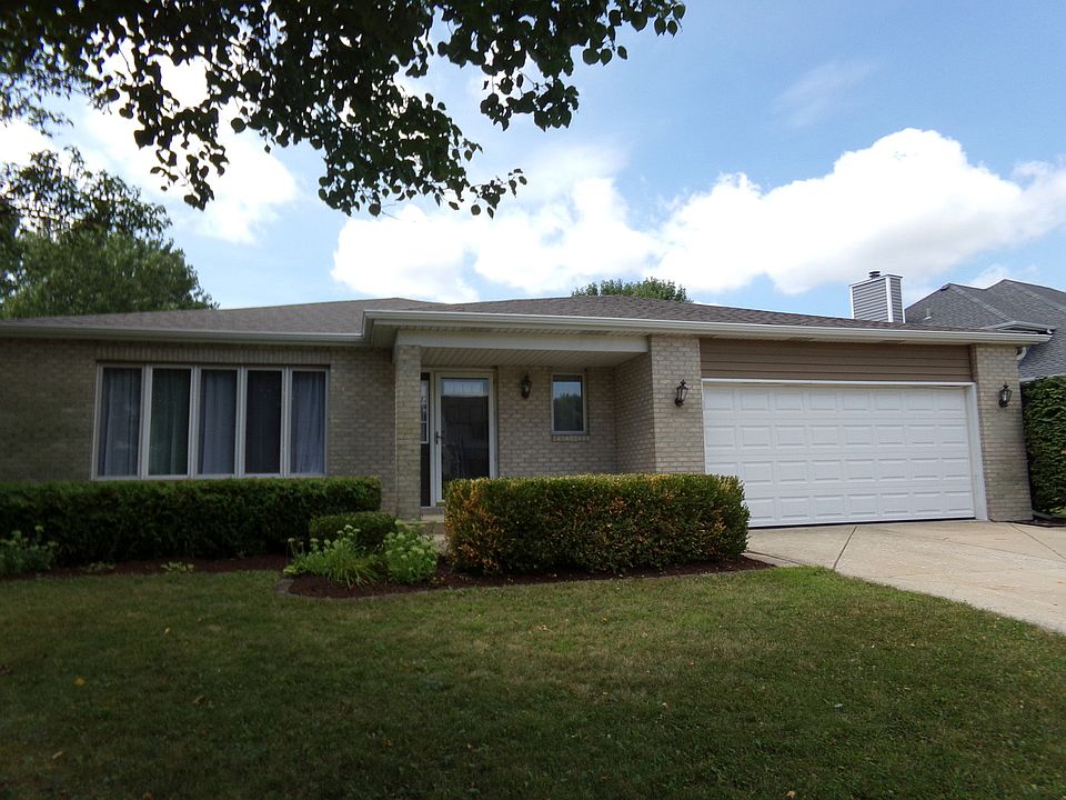 1st image of 407 Feeney Dr