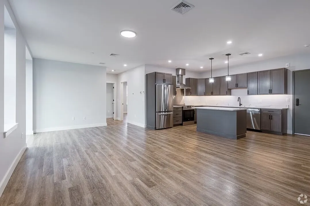2 bed, 2.0 bath, 901 sqft, $3,600 — Photo 4